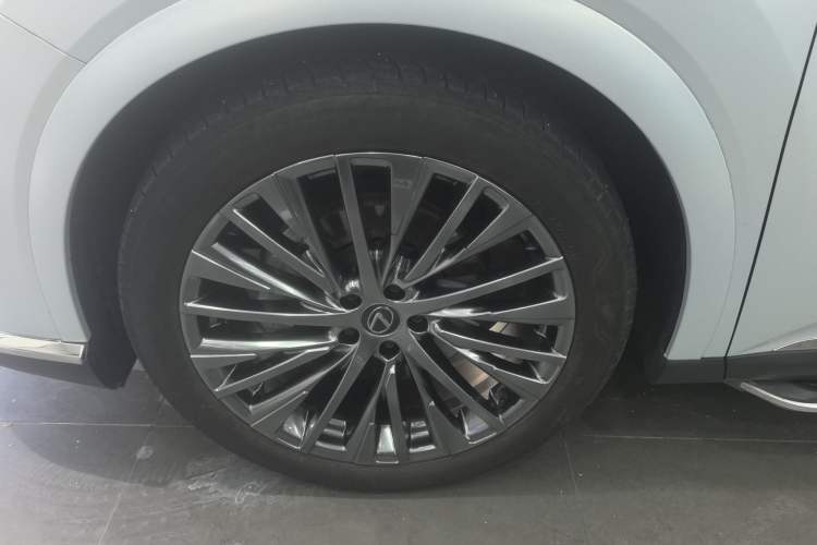 Used Lexus RX New Energy 2023 450h+ Four-Wheel Drive Enjoyment Edition Left Front Wheel Hub