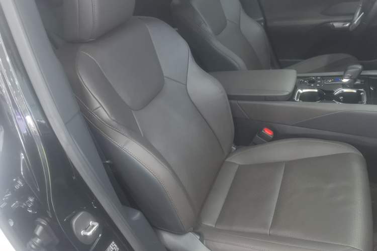 Used Lexus RX New Energy 2023 450h+ Four-Wheel Drive Enjoyment Edition Right Front Seat