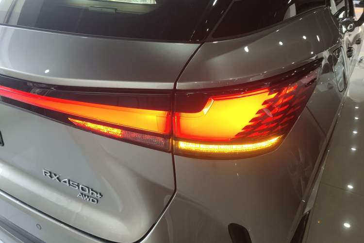 Used Lexus RX New Energy 2023 450h+ Four-Wheel Drive Enjoyment Edition Exterior 3