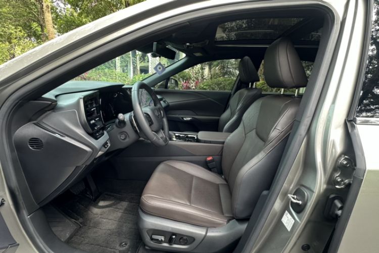 Used Lexus RX New Energy 2023 450h+ Four-Wheel Drive Enjoyment Edition Interior 2