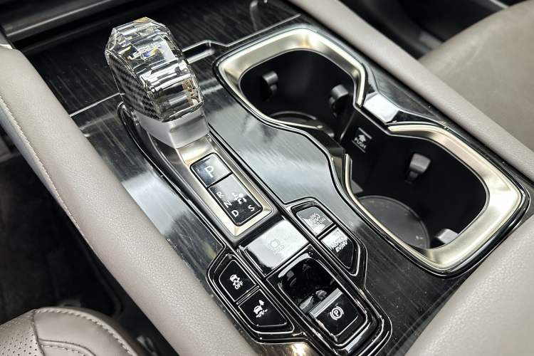 Used Lexus RX New Energy 2023 450h+ Four-Wheel Drive Enjoyment Edition Interior 8