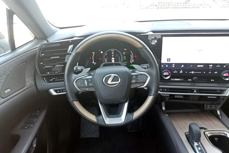 Used Lexus RX New Energy 2023 450h+ Four-Wheel Drive Enjoyment Edition Steering Wheel