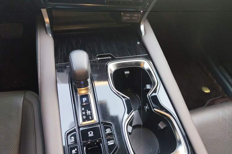 Used Lexus RX New Energy 2023 450h+ Four-Wheel Drive Enjoyment Edition Gear Lever