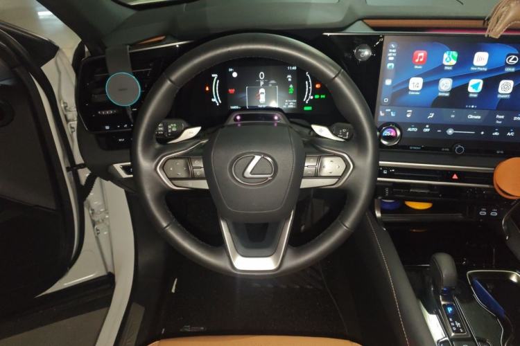 Used Lexus RX New Energy 2023 450h+ Four-Wheel Drive Enjoyment Edition Steering Wheel