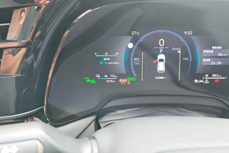 Used Lexus RX New Energy 2025 450h+ Four-Wheel Drive Comfort Edition Odometer Close Up
