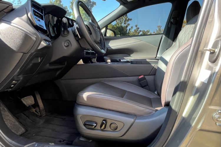 Used Lexus RX New Energy 2025 450h+ Four-Wheel Drive Comfort Edition Interior 4