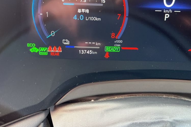 Used Lexus RX New Energy 2025 450h+ Four-Wheel Drive Comfort Edition Odometer Close Up