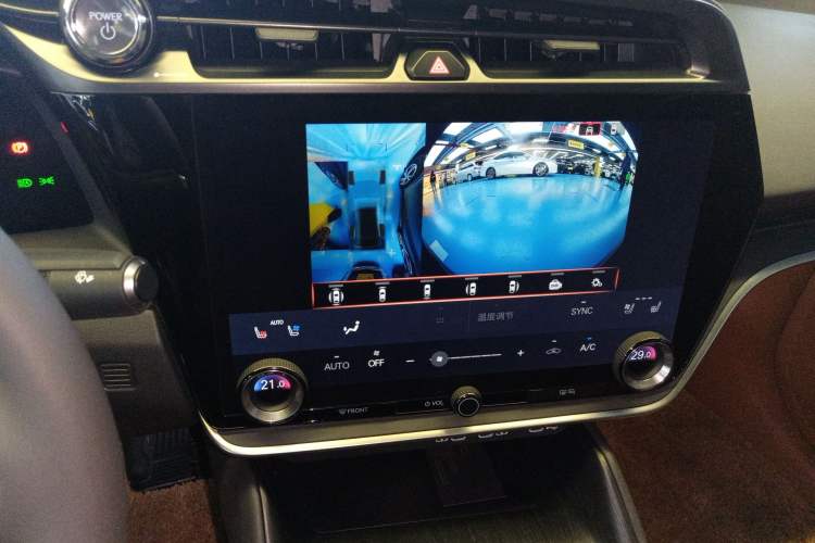 Used Lexus RZ 2023 450e All-Wheel Drive Luxury Edition Audio And AC Panel