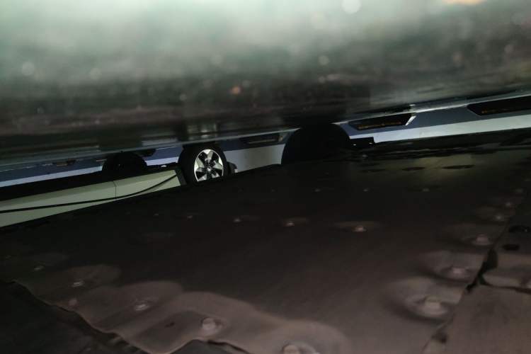 Used Lexus RZ 2023 450e All-Wheel Drive Luxury Edition Chassis Rear Left