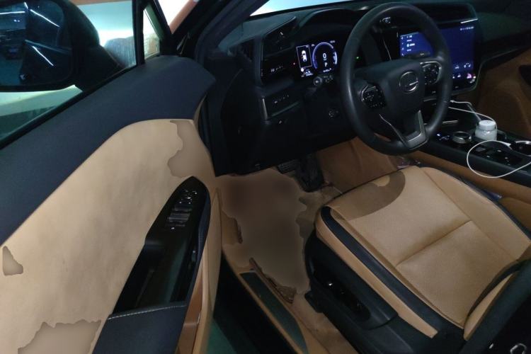 Used Lexus RZ 2023 450e All-Wheel Drive Luxury Edition Driver Seat