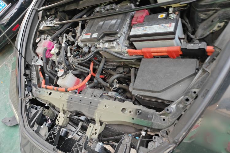Used Lexus RZ 2023 450e All-Wheel-Drive Long-Range Version Engine Bay