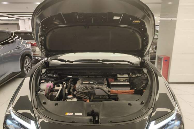 Used Lexus RZ 2023 450e All-Wheel-Drive Luxury Edition Engine Bay