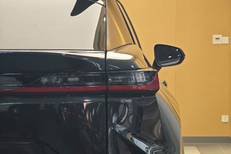Used Lexus RZ 2023 300e Long-Range Indulgence Edition Exterior 14
