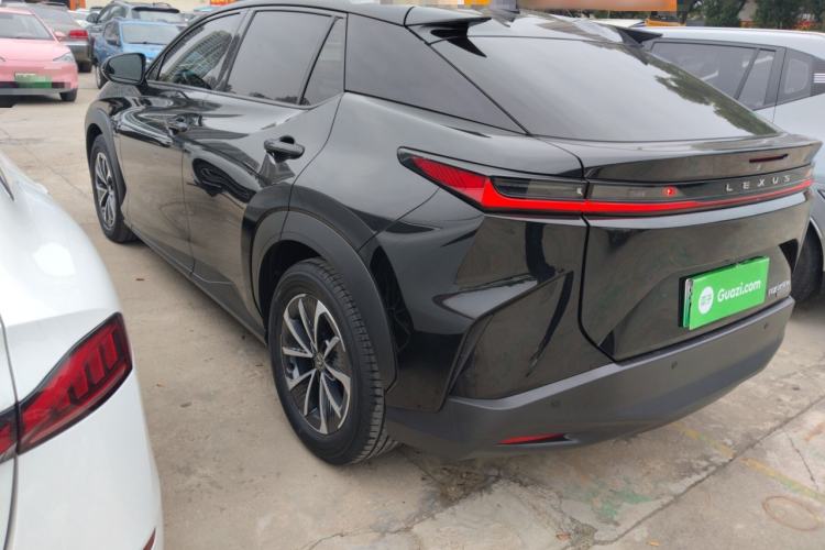 Used Lexus RZ 2023 450e All-Wheel Drive Luxury Edition Exterior 4