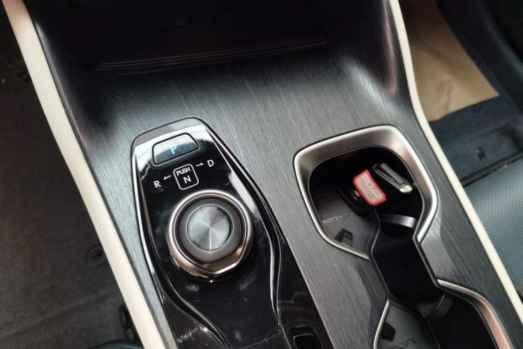 Used Lexus RZ 2023 450e All-Wheel Drive Luxury Edition Gear Lever