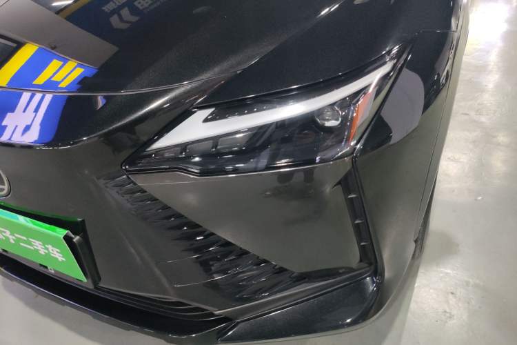 Used Lexus RZ 2023 450e All-Wheel Drive Luxury Edition Left Front Headlight
