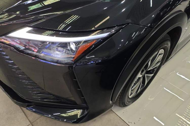 Used Lexus RZ 2023 450e All-Wheel Drive Luxury Edition Left Front Headlight
