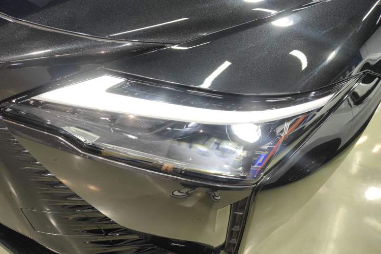 Used Lexus RZ 2023 450e All-Wheel Drive Luxury Edition Left Front Headlight