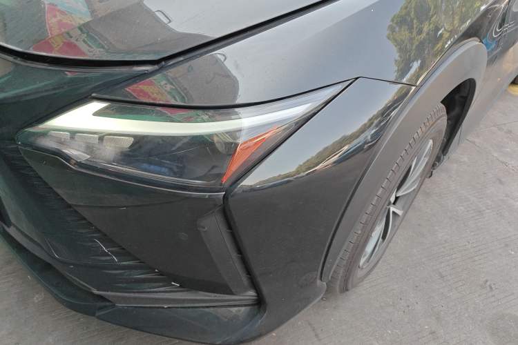 Used Lexus RZ 2023 450e All-Wheel-Drive Long-Range Version Left Front Headlight