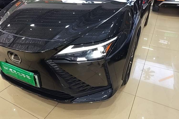 Used Lexus RZ 2023 450e All-Wheel Drive Luxury Edition Left Front Headlight