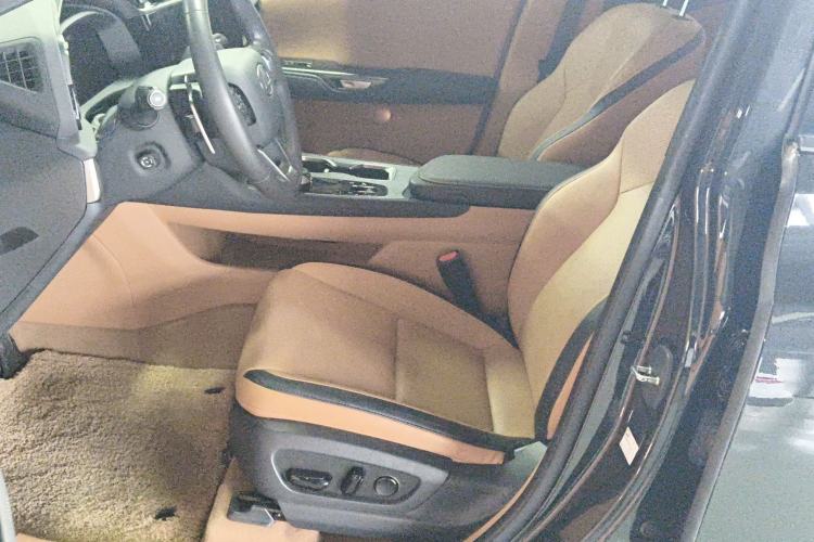 Used Lexus RZ 2023 300e Long-Range Indulgence Edition Left Front Seat