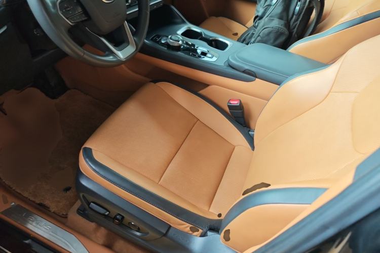 Used Lexus RZ 2023 450e All-Wheel Drive Luxury Edition Left Front Seat