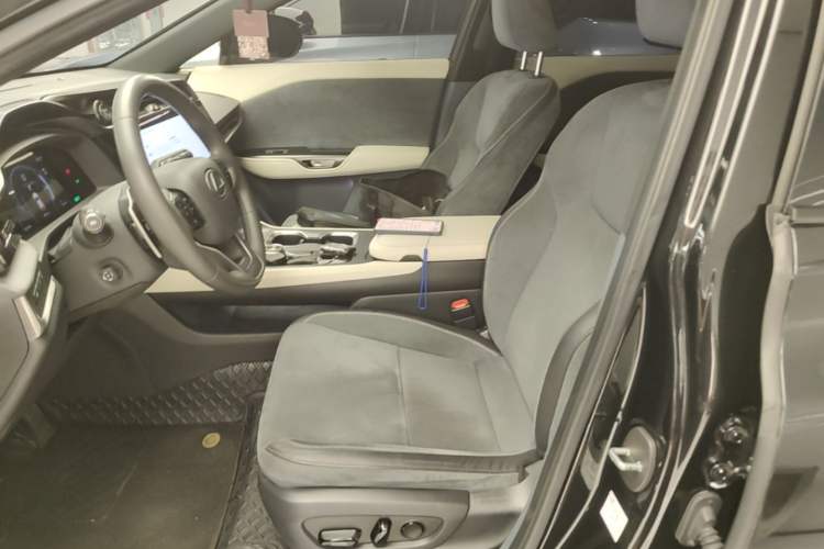 Used Lexus RZ 2023 450e All-Wheel-Drive Luxury Edition Left Front Seat