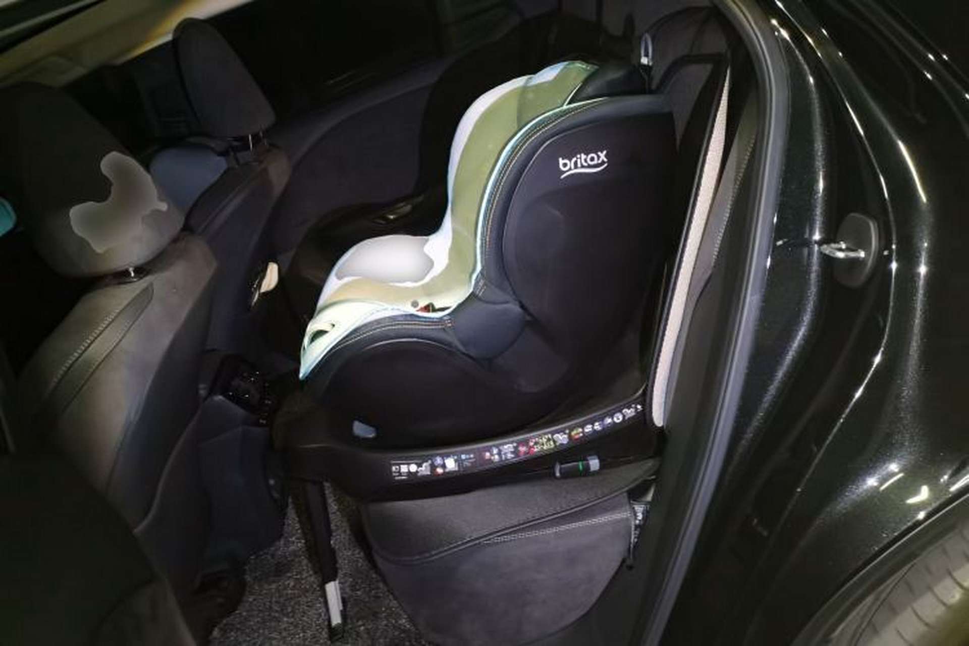 Used Lexus RZ 2023 450e All-Wheel-Drive Luxury Edition Left Rear Seat