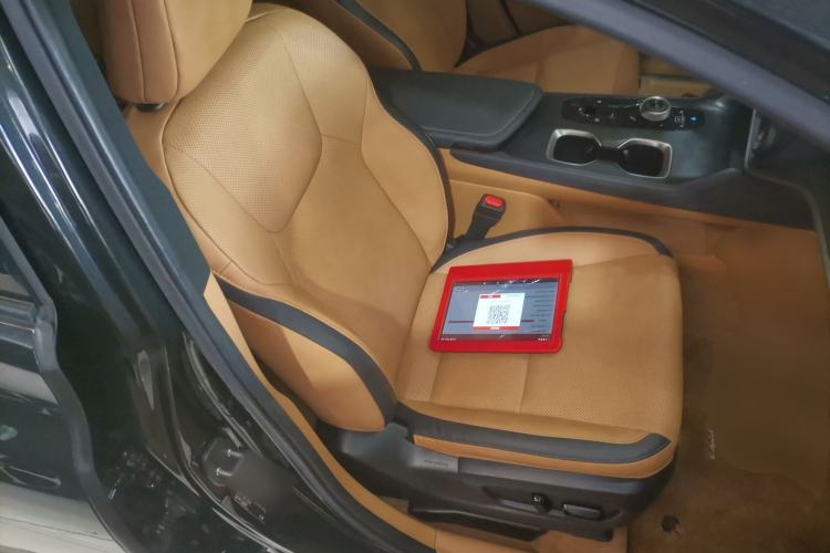 Used Lexus RZ 2023 450e All-Wheel Drive Luxury Edition Right Front Seat