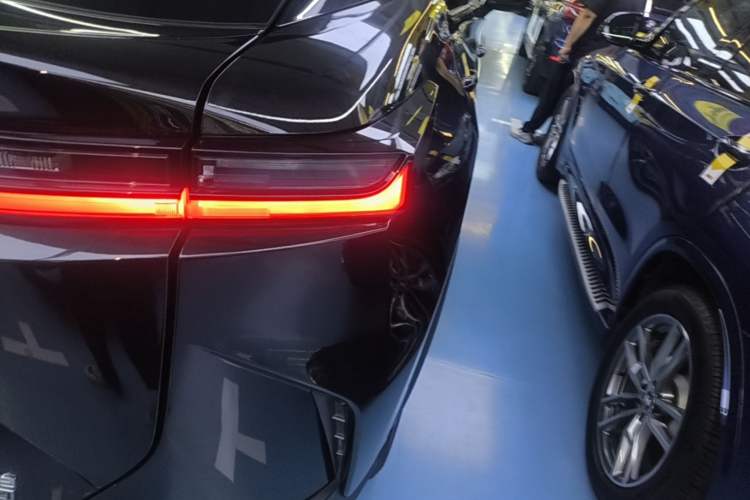 Used Lexus RZ 2023 450e All-Wheel Drive Luxury Edition Right Rear Taillight