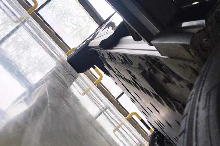 Used Lexus RZ 2023 300e Long-Range Indulgence Edition Right Side Sill