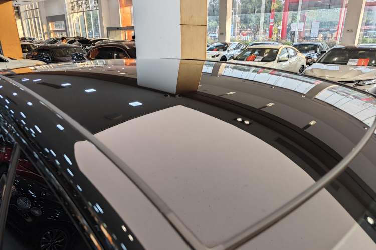 Used Lexus RZ 2023 300e Long-Range Indulgence Edition Roof