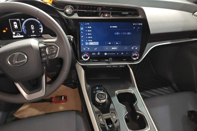 Used Lexus RZ 2023 450e All-Wheel Drive Luxury Edition Audio And AC Panel