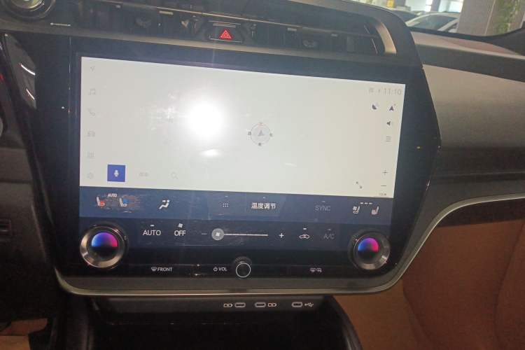 Used Lexus RZ 2023 450e All-Wheel Drive Luxury Edition Audio And AC Panel