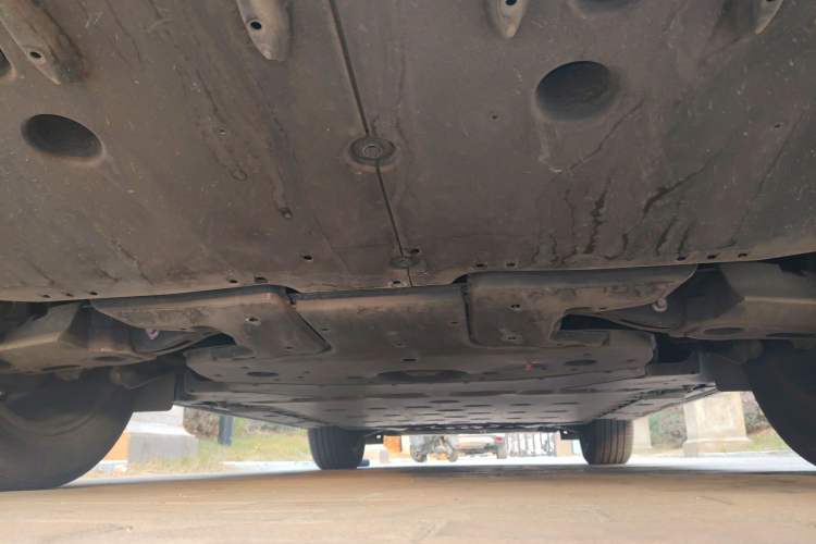 Used Lexus RZ 2023 450e All-Wheel Drive Luxury Edition Chassis Rear