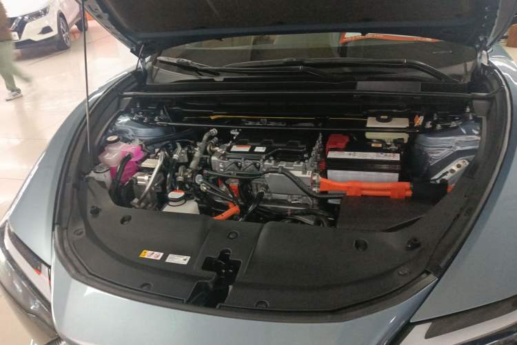 Used Lexus RZ 2023 450e All-Wheel Drive Luxury Edition Engine Bay