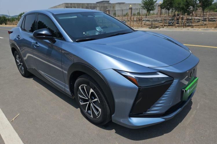 Used Lexus RZ 2023 450e All-Wheel-Drive Long-Range Version Exterior 2