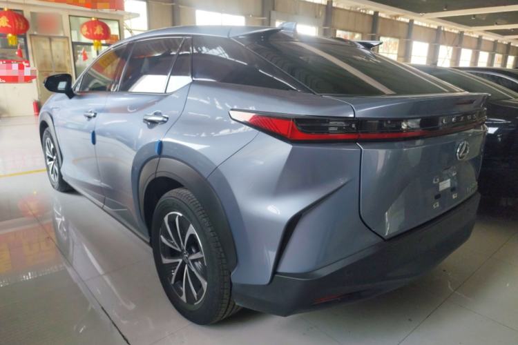Used Lexus RZ 2023 450e All-Wheel-Drive Long-Range Version Exterior 2