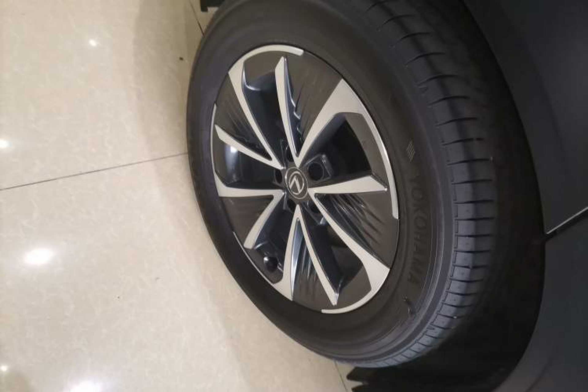 Used Lexus RZ 2023 450e All-Wheel Drive Luxury Edition Exterior 5