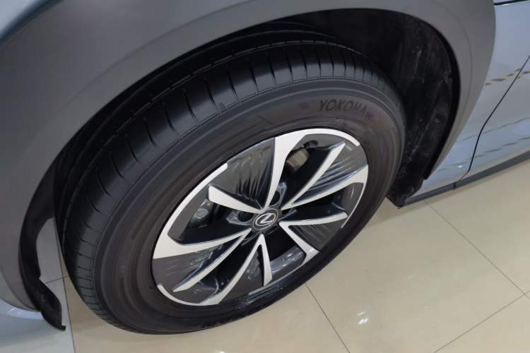 Used Lexus RZ 2023 450e All-Wheel Drive Luxury Edition Exterior 7
