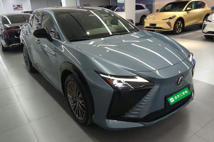 Used Lexus RZ 2023 450e All-Wheel-Drive Luxury Edition Front Right 45 Deg