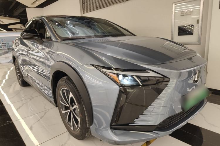 Used Lexus RZ 2023 450e All-Wheel Drive Luxury Edition Front Right 45 Deg