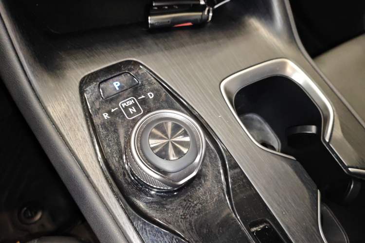 Used Lexus RZ 2023 450e All-Wheel Drive Luxury Edition Gear Lever
