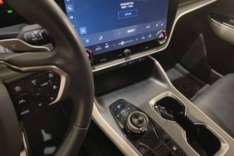 Used Lexus RZ 2023 450e All-Wheel Drive Luxury Edition Gear Lever
