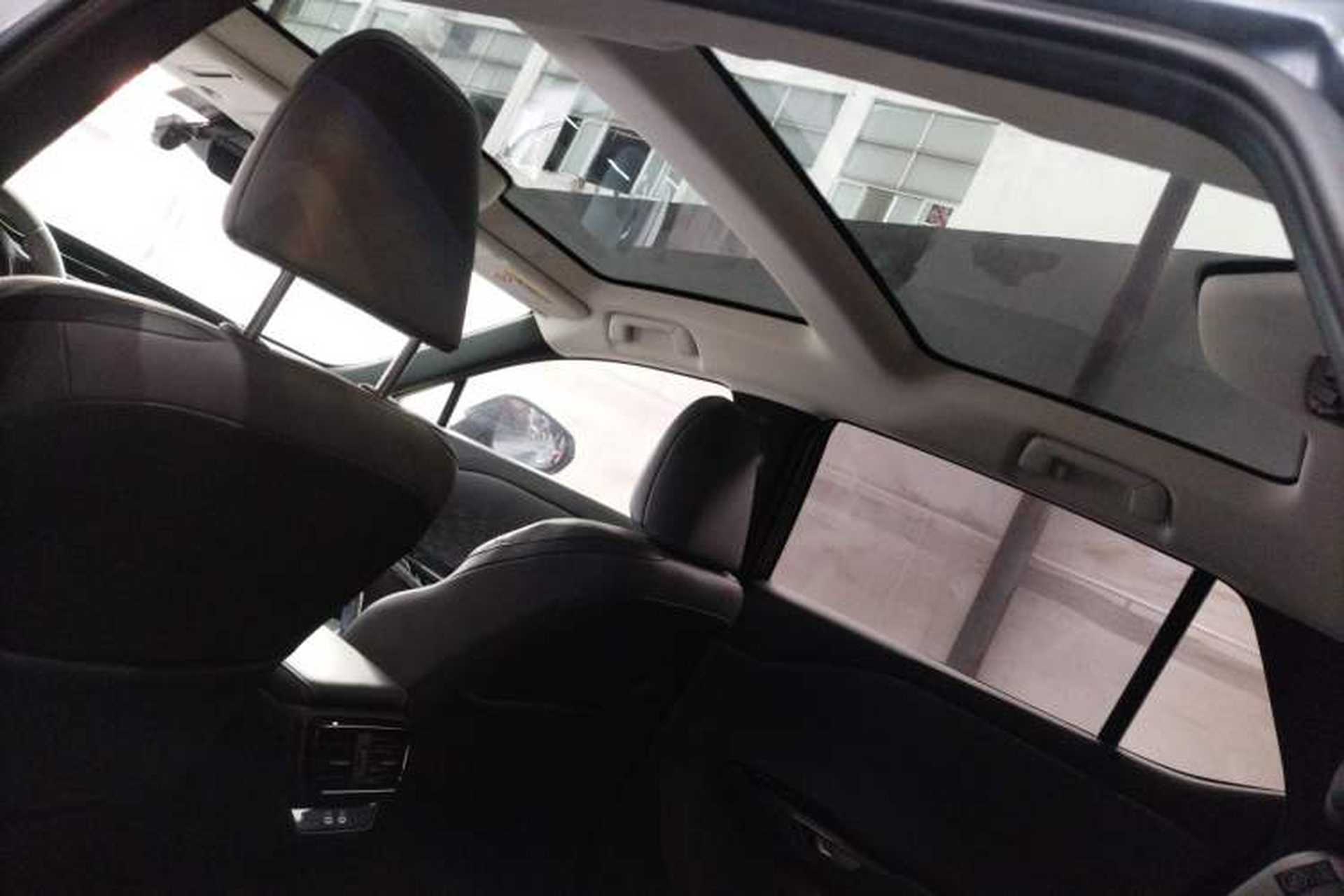 Used Lexus RZ 2023 450e All-Wheel Drive Luxury Edition Headliner