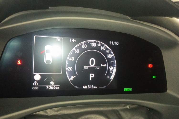 Used Lexus RZ 2023 450e All-Wheel Drive Luxury Edition Instrument Cluster