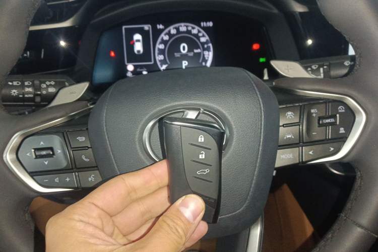 Used Lexus RZ 2023 450e All-Wheel Drive Luxury Edition Interior 1