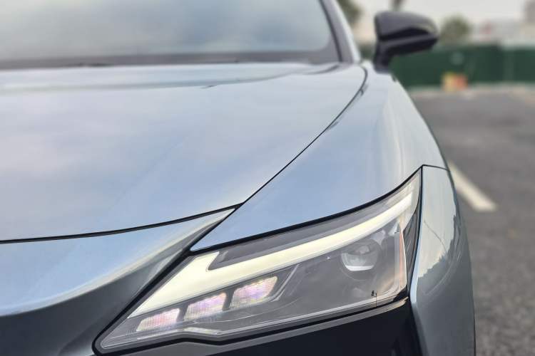 Used Lexus RZ 2023 450e All-Wheel Drive Luxury Edition Left Front Headlight