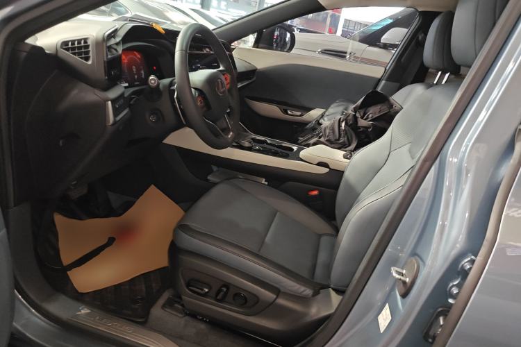 Used Lexus RZ 2023 450e All-Wheel Drive Luxury Edition Left Front Seat