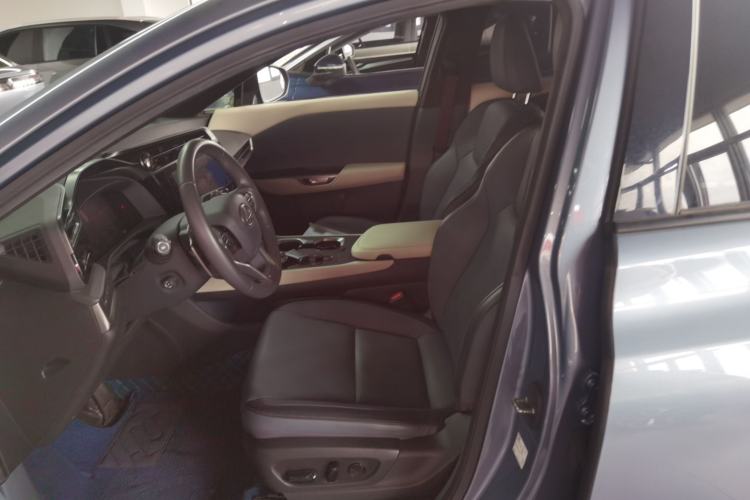 Used Lexus RZ 2023 450e All-Wheel Drive Luxury Edition Left Front Seat